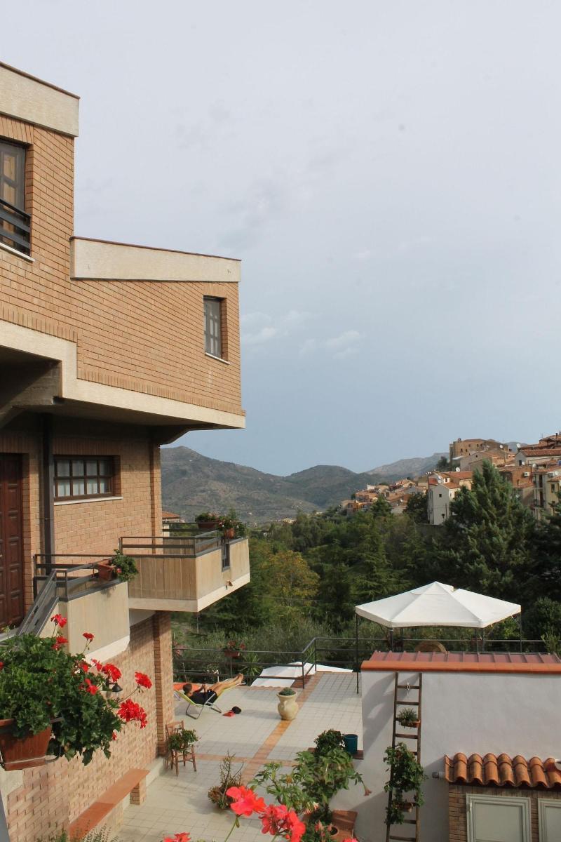 Couette-café Letizia Castelbuono (Sicily)