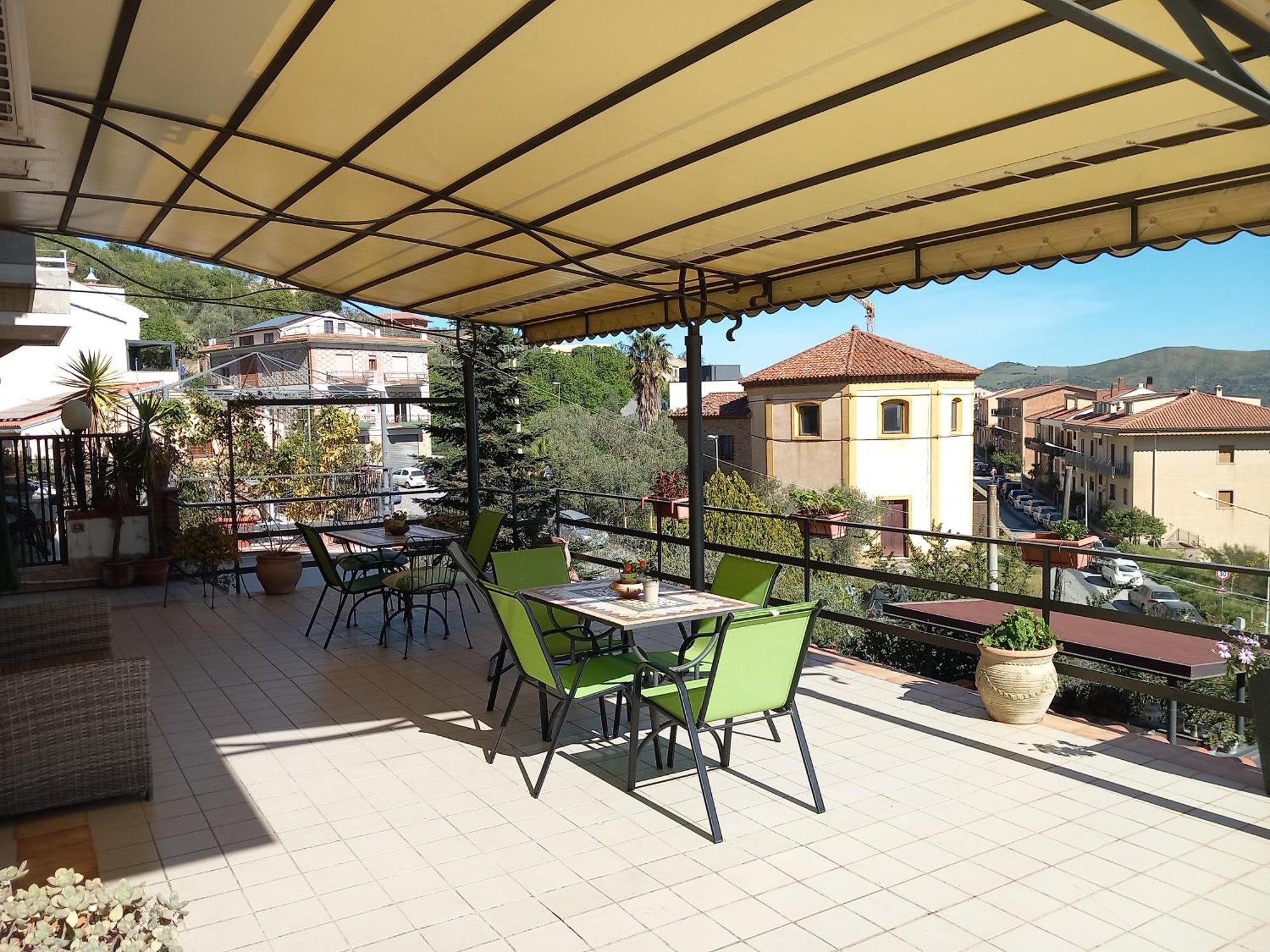 Couette-café Letizia 3*