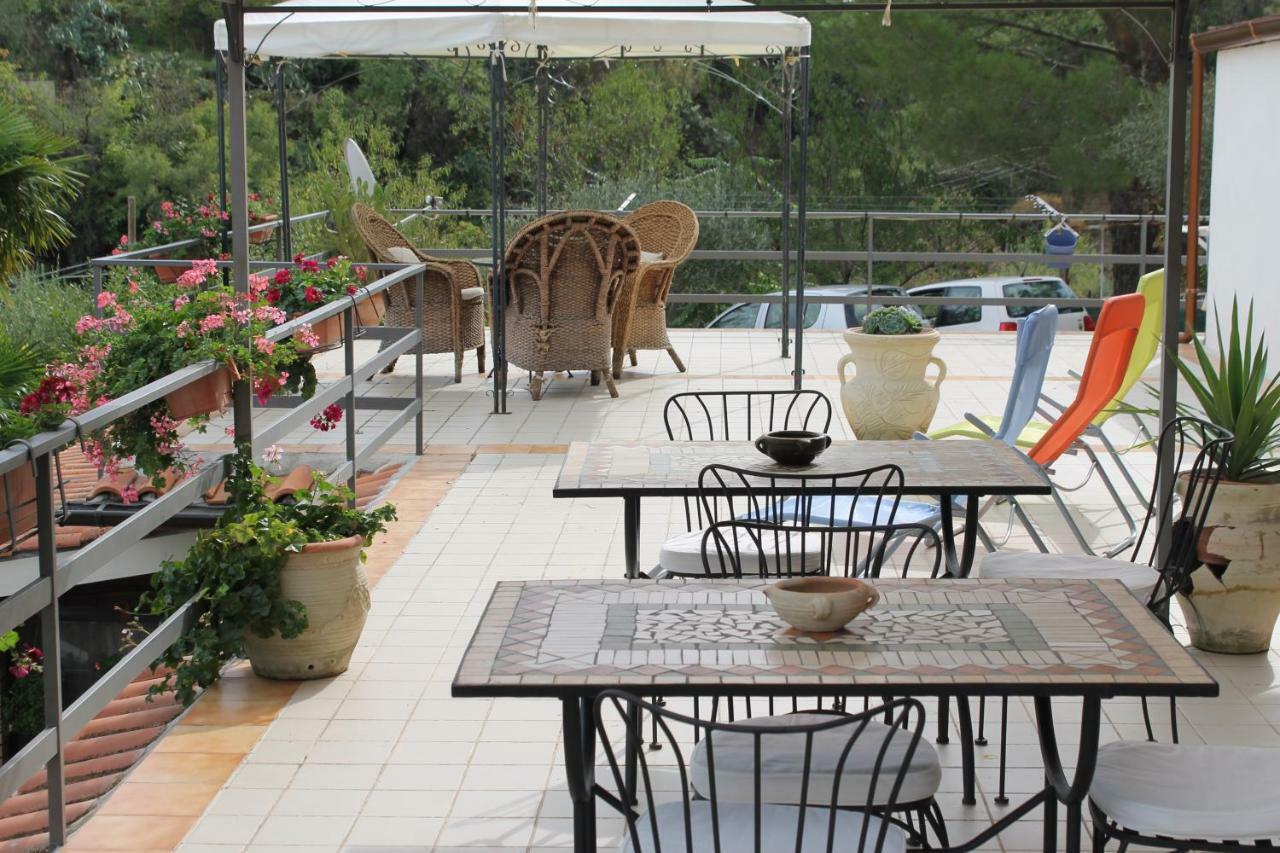 Letizia Couette-café Castelbuono (Sicily)