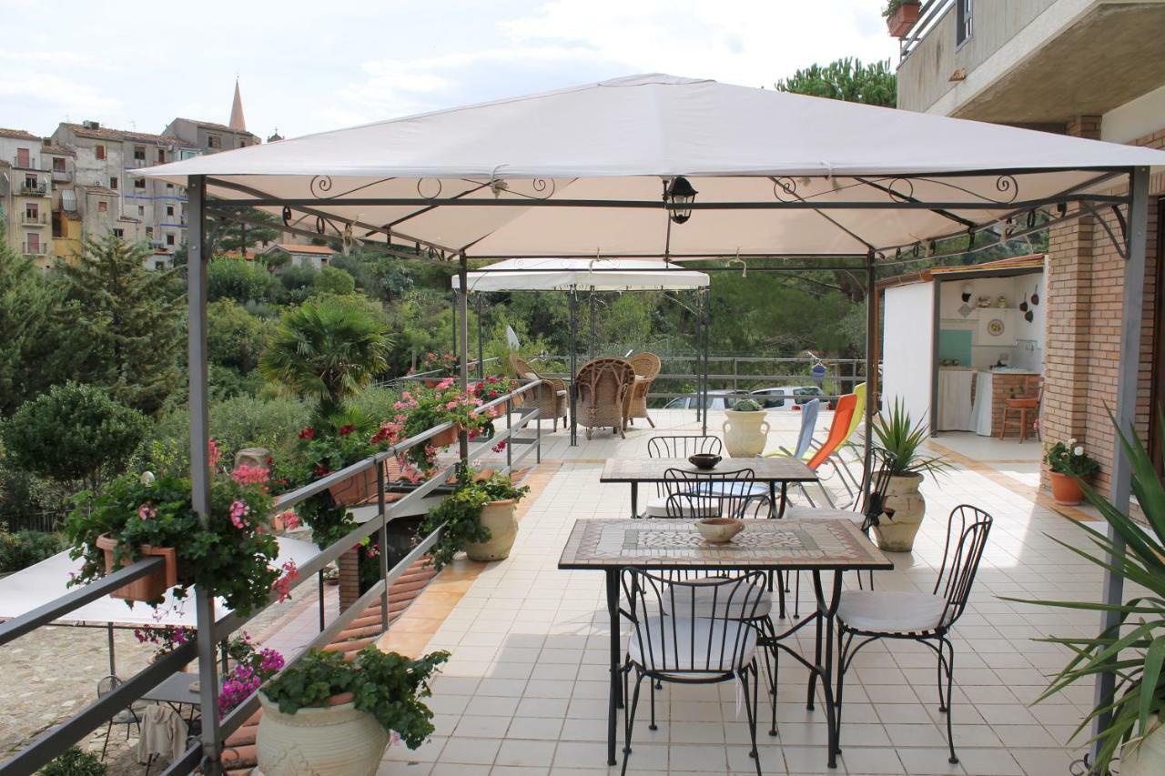 Couette-café Letizia 3*