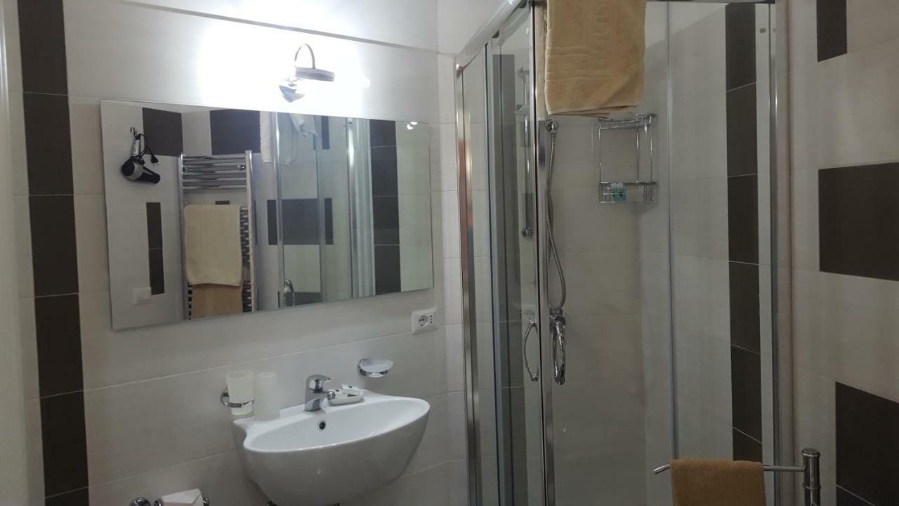 Letizia 3* Castelbuono (Sicily)